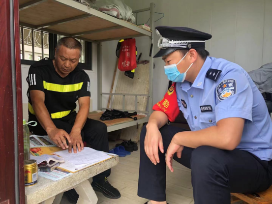 中秋我在崗 洛陽鐵路公安處方城站派出所全力護(hù)航中秋平安出行233