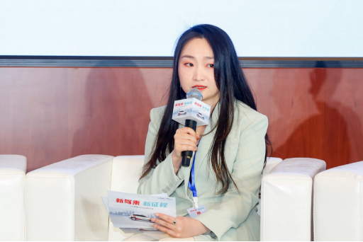 【新聞稿】產(chǎn)學(xué)研媒共話商業(yè)化圖景 上汽享道Robotaxi圓桌派擁抱未來新出行2200