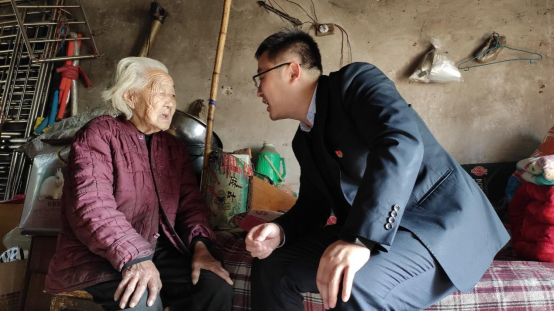 11.2.金融為民暖人心，在平凡中成就不凡丨中原銀行感動(dòng)中原先進(jìn)人物系列報(bào)道1141