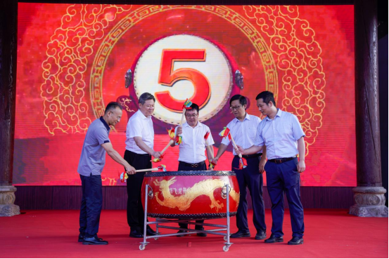 （終稿）打通金融教育最后一公里！中國人壽核心駐豫單位走進登封袁橋古村488