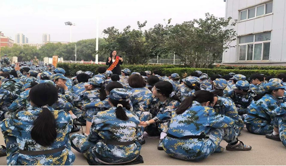 平安銀行新鄉(xiāng)分行“金融為民譜新篇,守護(hù)權(quán)益防風(fēng)險”金融知識宣傳活動(1)473