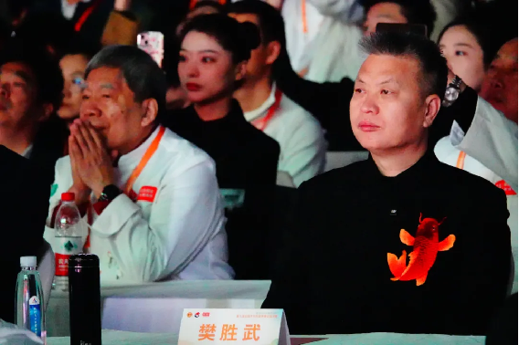 第九屆全國烹飪技能競(jìng)賽總決賽,阿五團(tuán)隊(duì)榮獲“6枚金獎(jiǎng)”351